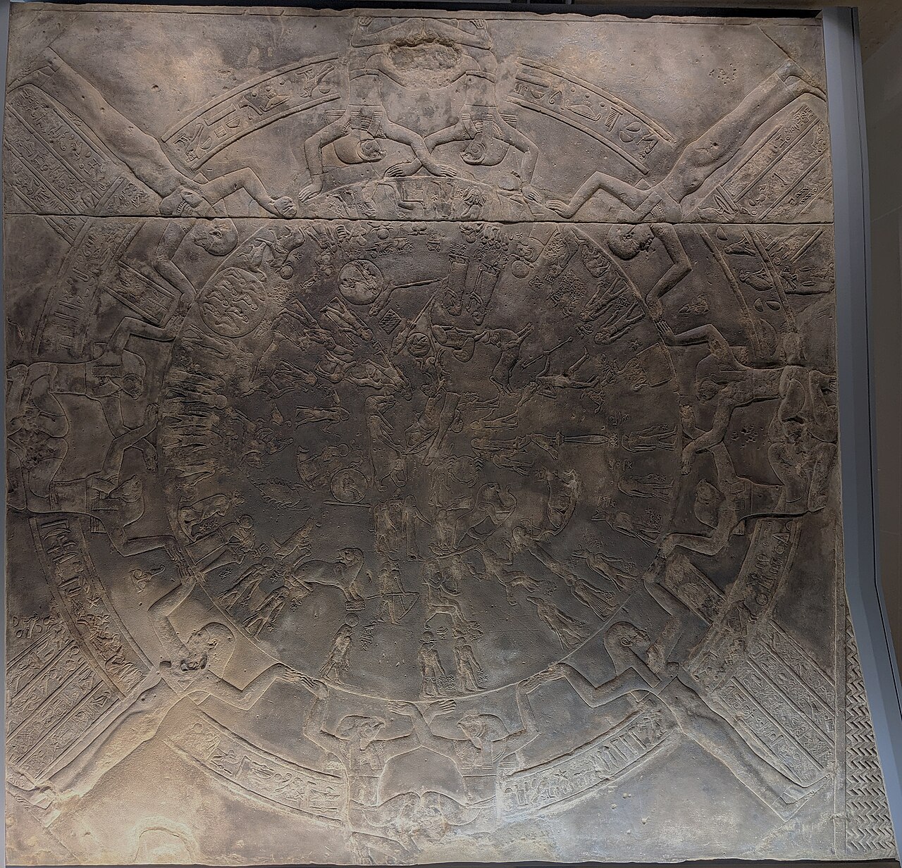 Zodiak z Dendery, starożytny relief egipski